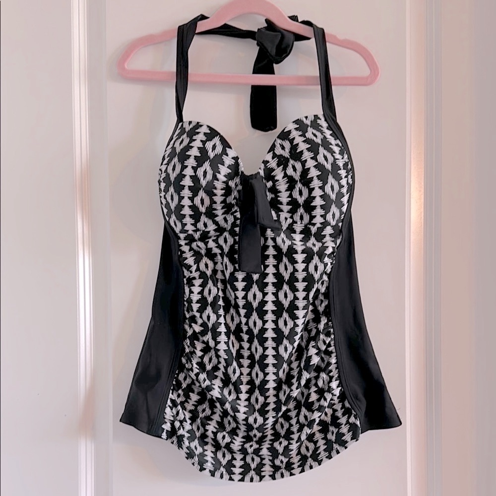 Merona Black and White Tankini Bathing Suit w/ Top & Separate Bottoms - Size S